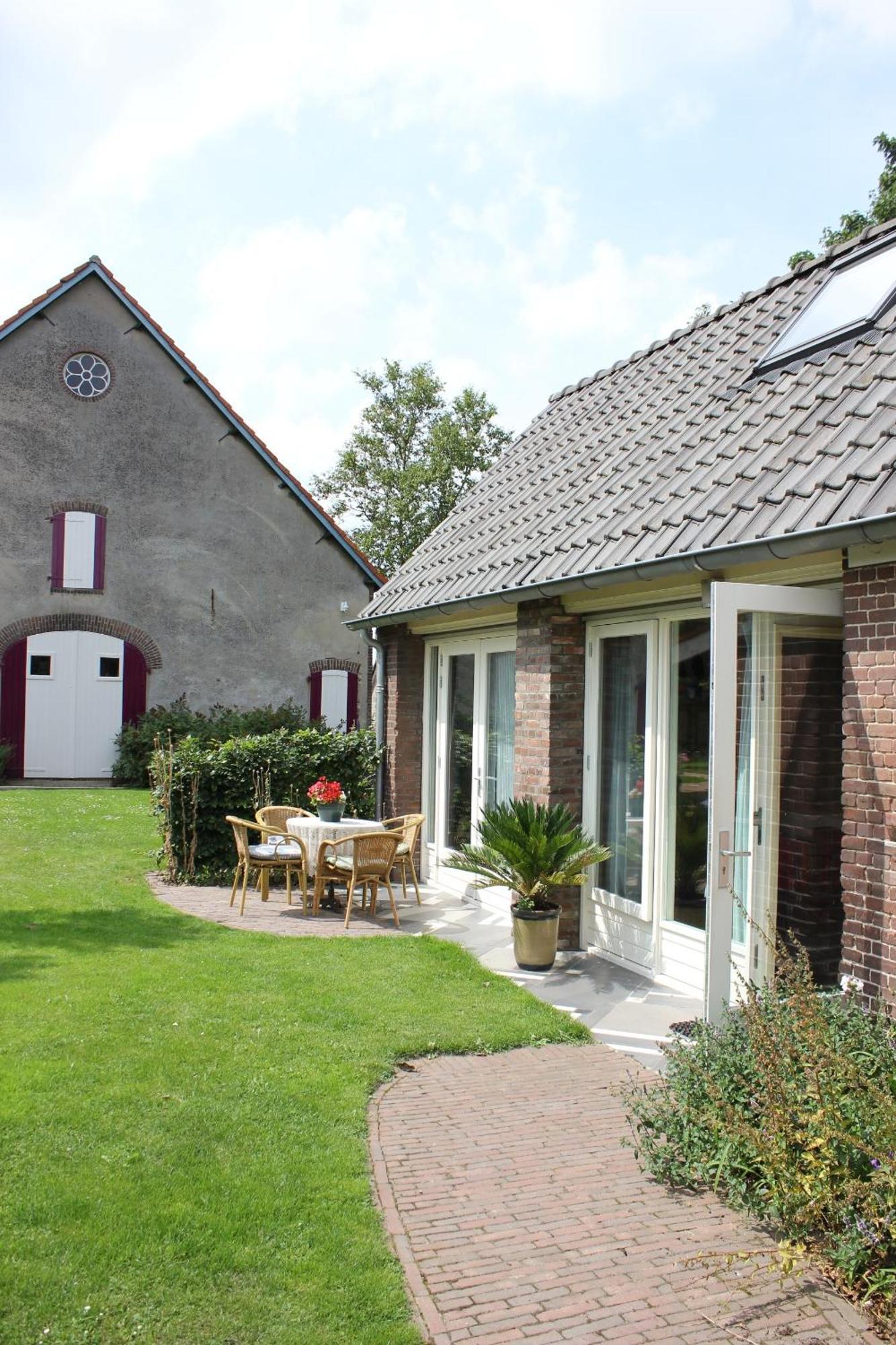 Koetshuis Bothalenshof * Malden